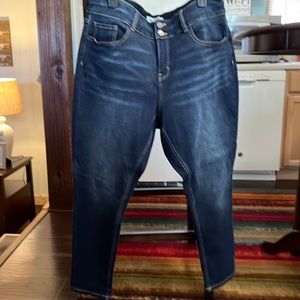 Gabby curvy fit high rise ankle skinny. New without tags